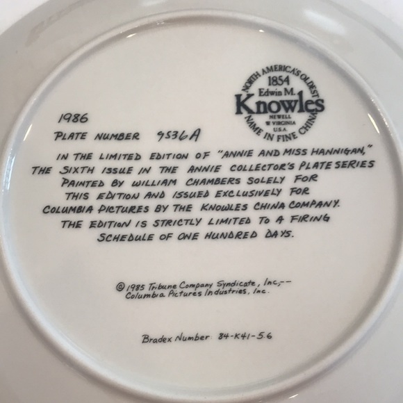 “Annie and Miss Hannigan” collectable plate - Picture 6 of 6